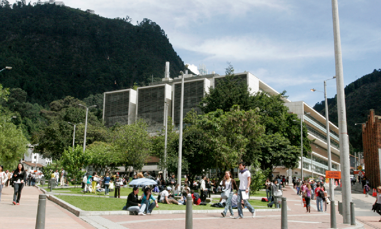 Fotografía campus Uniandes
